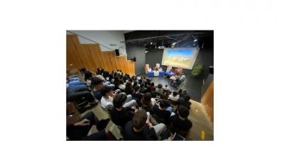 democracia_para que te quero fundão 2025